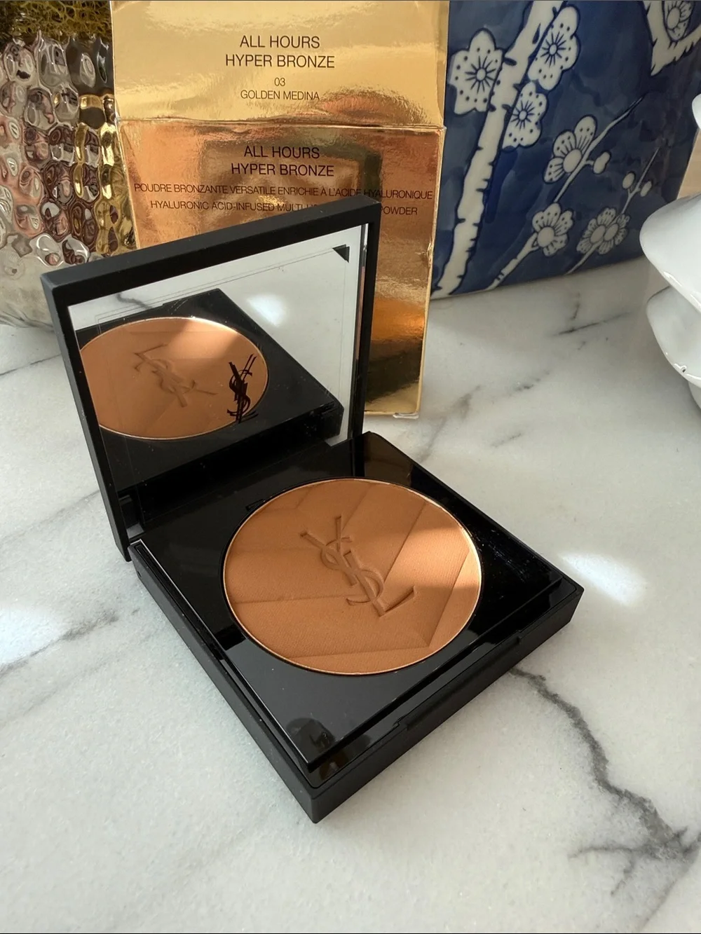Yves Saint Laurent ALL HOURS HYPER BRONZER in Golden Medina